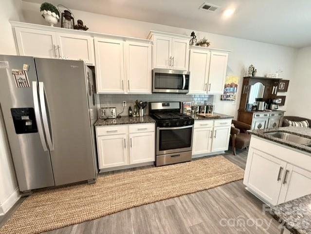 5120 Briscoe Drive, Charlotte, NC 28214