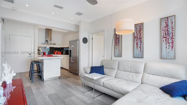 1460 Ocean Dr 407, Miami Beach, FL 33139