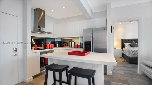1460 Ocean Dr 407, Miami Beach, FL 33139