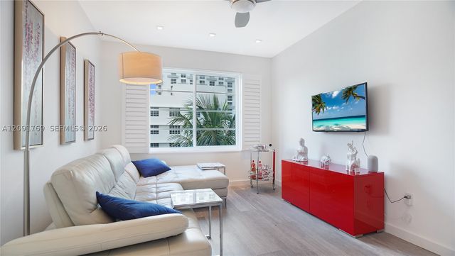 1460 Ocean Dr 407, Miami Beach, FL 33139