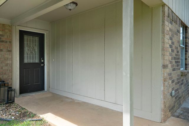 310 Pine Circle, Hallsville, TX 75650