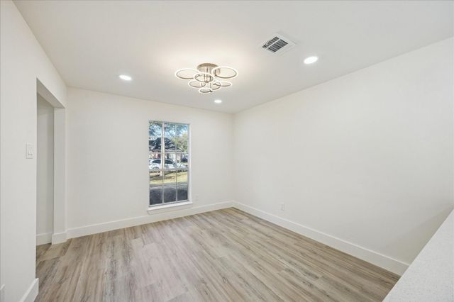 14930 Spring Lake Drive, Houston, TX 77070