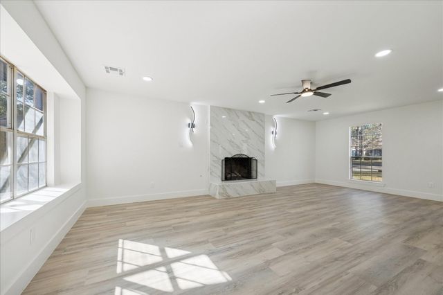 14930 Spring Lake Drive, Houston, TX 77070