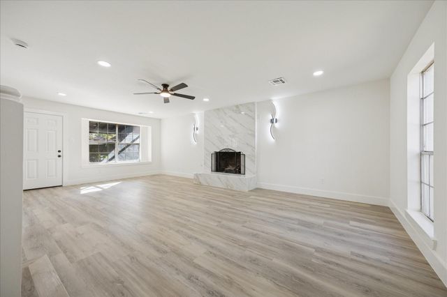 14930 Spring Lake Drive, Houston, TX 77070