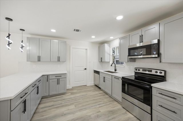 14930 Spring Lake Drive, Houston, TX 77070