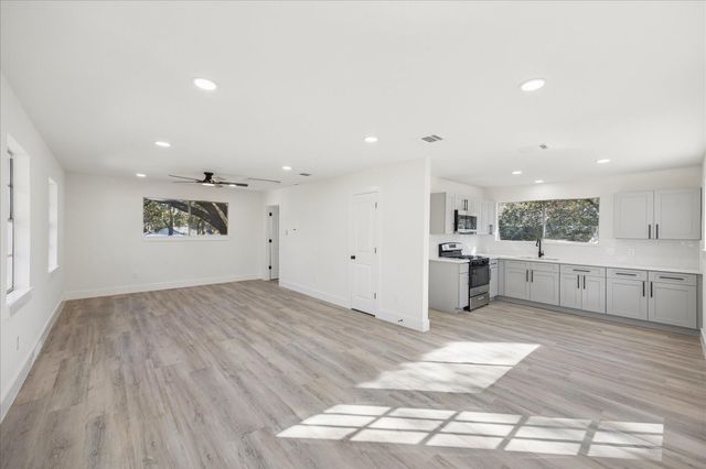 14930 Spring Lake Drive, Houston, TX 77070