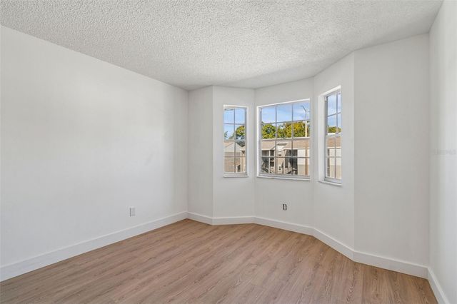 4511 S OAK DRIVE R32A, Tampa, FL 33611