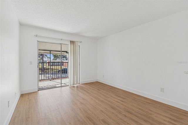 4511 S OAK DRIVE R32A, Tampa, FL 33611