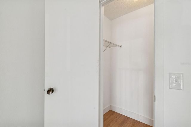 4511 S OAK DRIVE R32A, Tampa, FL 33611