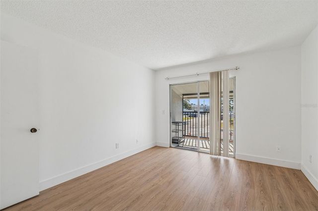 4511 S OAK DRIVE R32A, Tampa, FL 33611