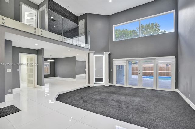1321 SW 102nd Avenue, Pembroke Pines, FL 33025