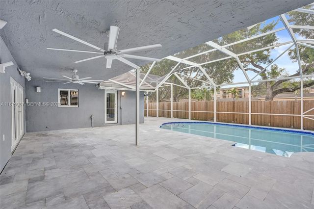 1321 SW 102nd Avenue, Pembroke Pines, FL 33025