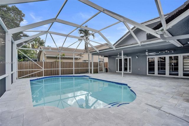 1321 SW 102nd Avenue, Pembroke Pines, FL 33025