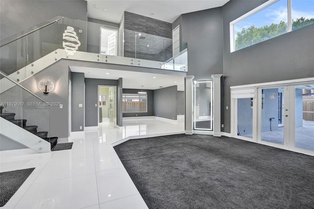 1321 SW 102nd Avenue, Pembroke Pines, FL 33025