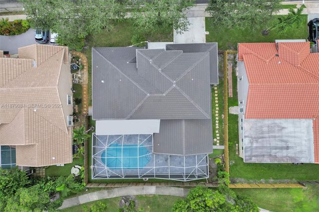 1321 SW 102nd Avenue, Pembroke Pines, FL 33025