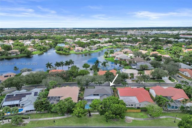 1321 SW 102nd Avenue, Pembroke Pines, FL 33025