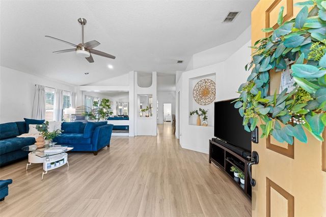 2331 PIEDMONT LAKES BOULEVARD, Apopka, FL 32703