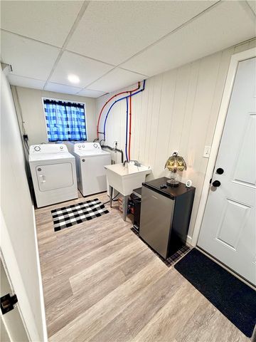 93 Virginia Ave, Uniontown, PA 15401