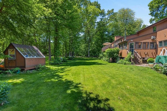 190 Stoney Hollow Road, Tiverton, RI 02878