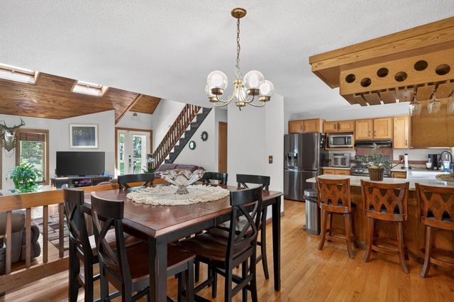 190 Stoney Hollow Road, Tiverton, RI 02878