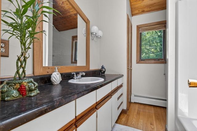 190 Stoney Hollow Road, Tiverton, RI 02878
