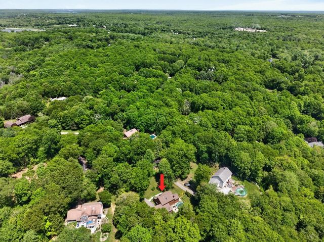 190 Stoney Hollow Road, Tiverton, RI 02878