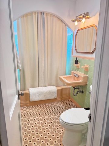 2615 Garfield Street, Hollywood, FL 33020