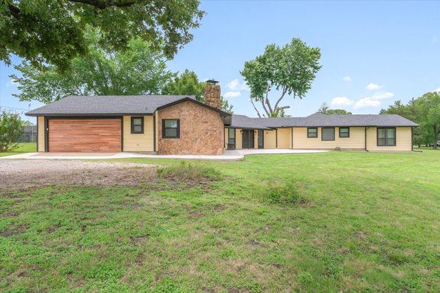 1203 N Spring Street, Grand Saline, TX 75140