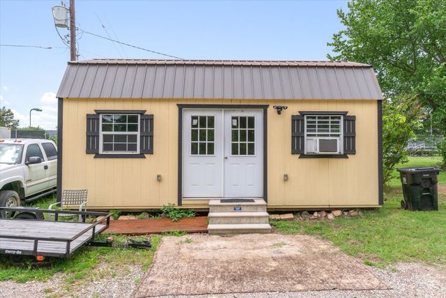 1203 N Spring Street, Grand Saline, TX 75140