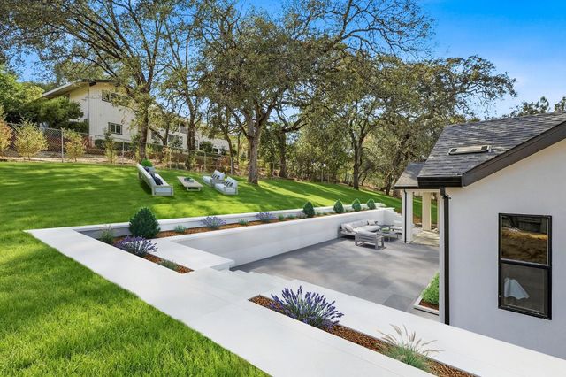 3284 Oxford Rd, Cameron Park, CA 95682
