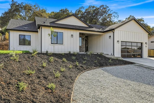 3284 Oxford Rd, Cameron Park, CA 95682