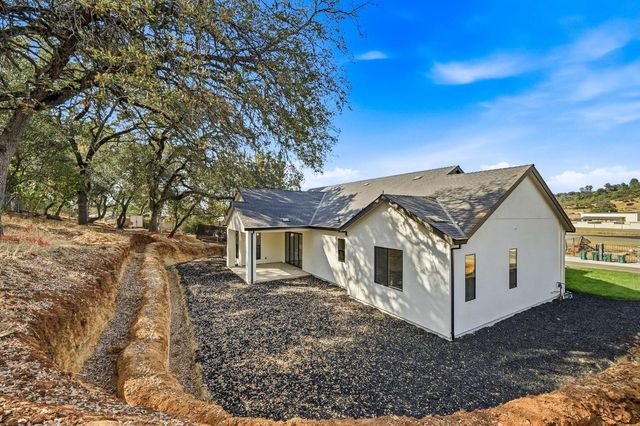 3284 Oxford Rd, Cameron Park, CA 95682