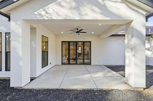 3284 Oxford Rd, Cameron Park, CA 95682