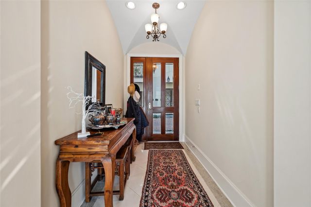 1700 Sunset Boulevard E, Houston, TX 77005