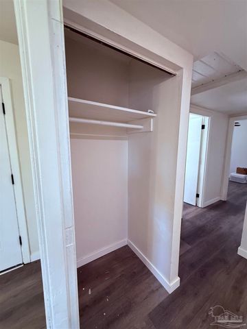 702 Loire Way, Pensacola, FL 32505