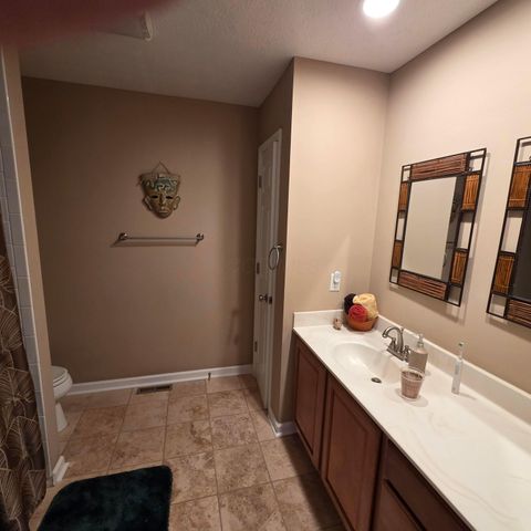 4249 Vista Walk Lane, Powell, OH 43065
