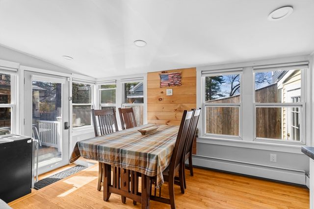 10 Beach Rd, Pembroke, MA 02359