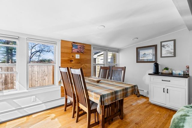 10 Beach Rd, Pembroke, MA 02359