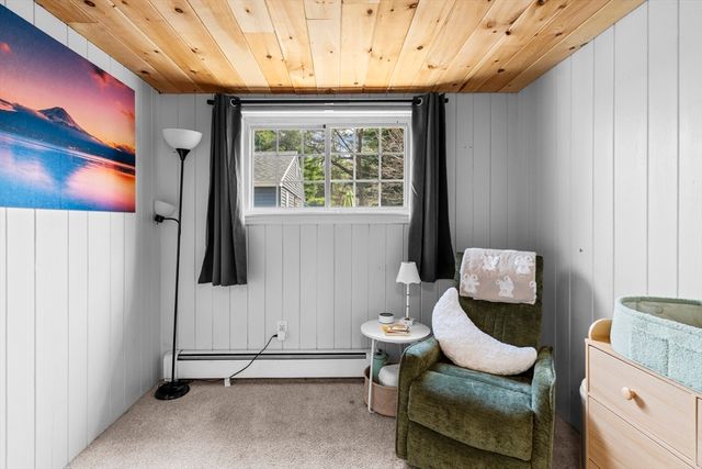 10 Beach Rd, Pembroke, MA 02359