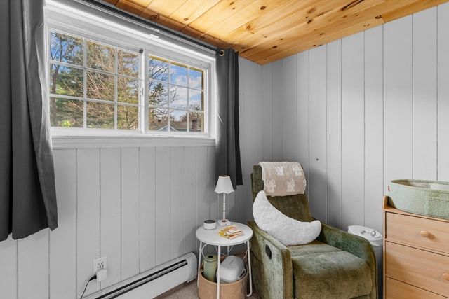 10 Beach Rd, Pembroke, MA 02359