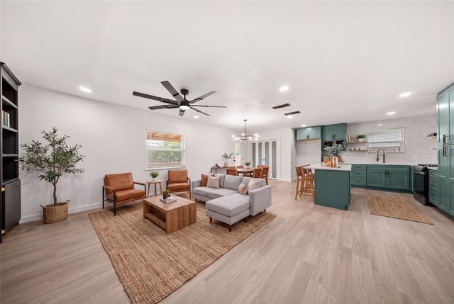 303 Saffron Circle, Mesquite, TX 75149