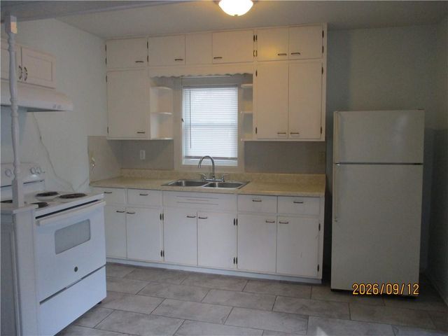 603 E Poplar Street, Olathe, KS 66061