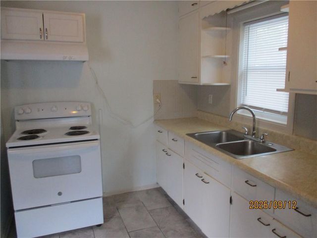 603 E Poplar Street, Olathe, KS 66061