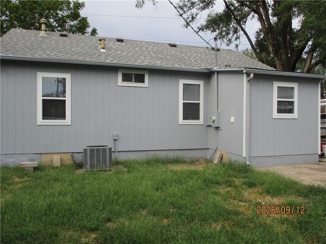 603 E Poplar Street, Olathe, KS 66061