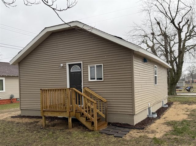 556 E Barney Avenue, Muskegon, MI 49444