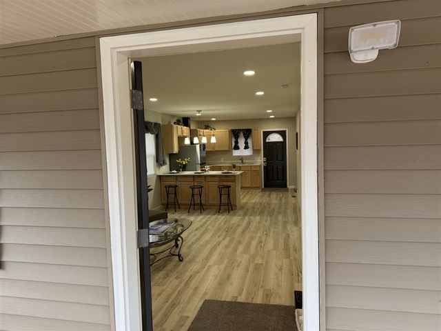 556 E Barney Avenue, Muskegon, MI 49444