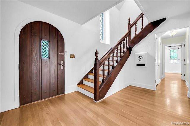 455 Linden Road, Birmingham, MI 48009
