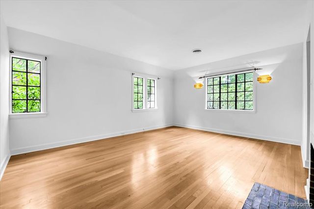455 Linden Road, Birmingham, MI 48009