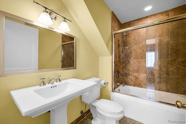 455 Linden Road, Birmingham, MI 48009