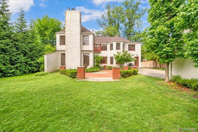 455 Linden Road, Birmingham, MI 48009